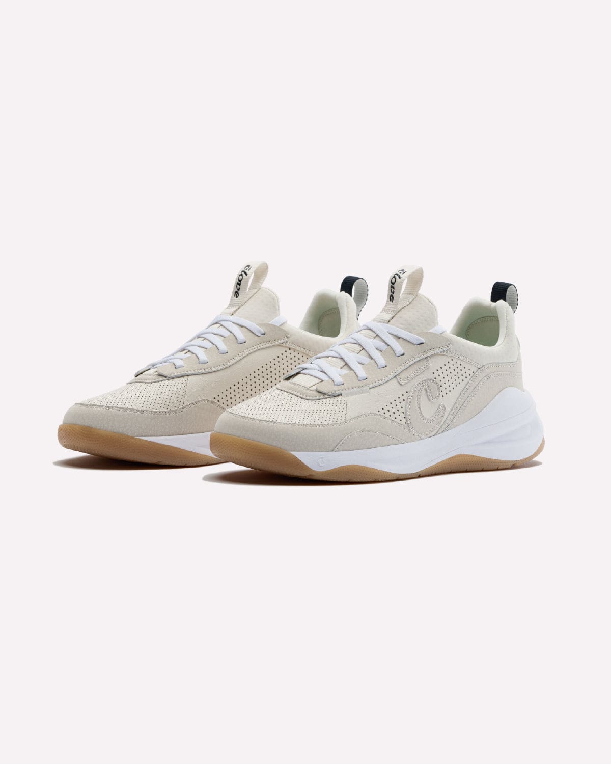 CloveStrada-Sand-White-Gum02_ab30f9e5-4f32-4411-a110-0a9991b705ee