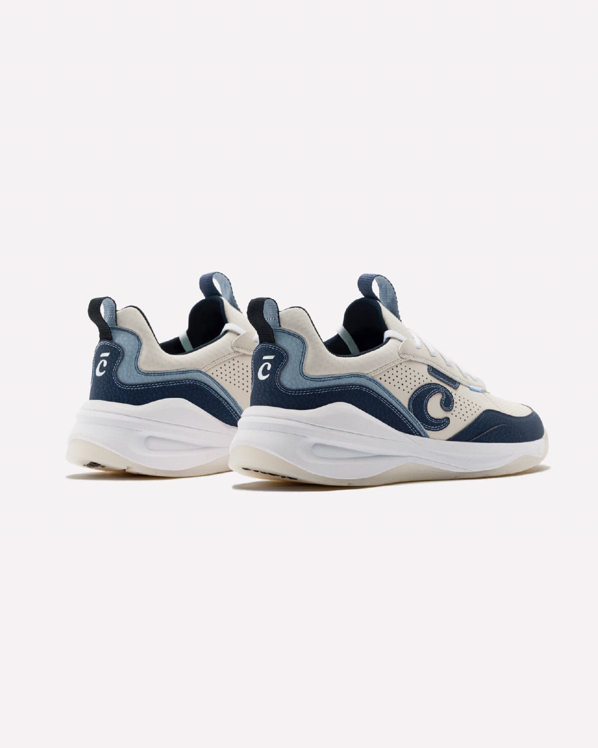 CloveStrada-Sand_Navy03_6f4e5f5e-0a50-47d2-bc3a-2432cd037ac1