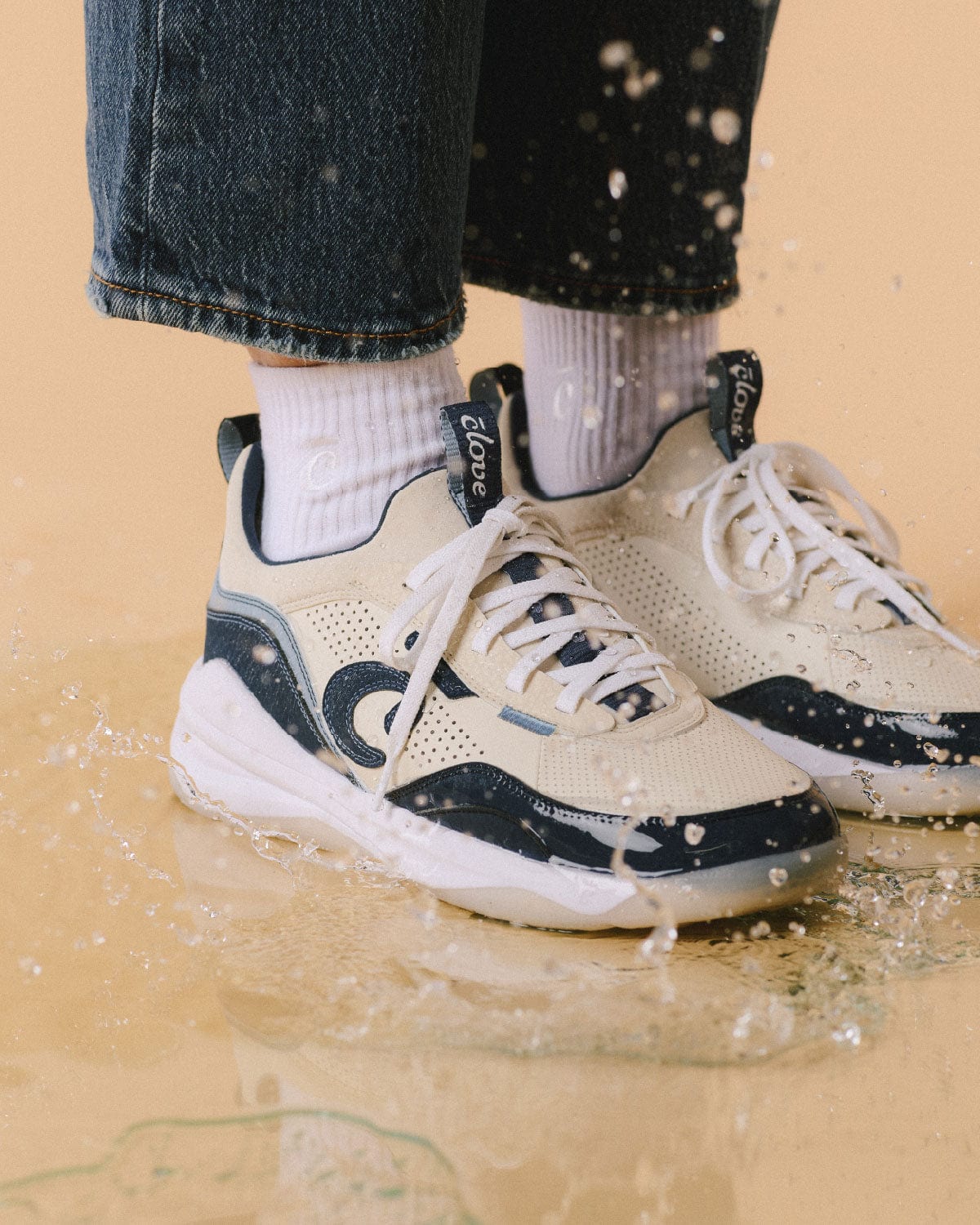CloveStrada-Sand_Navy06women