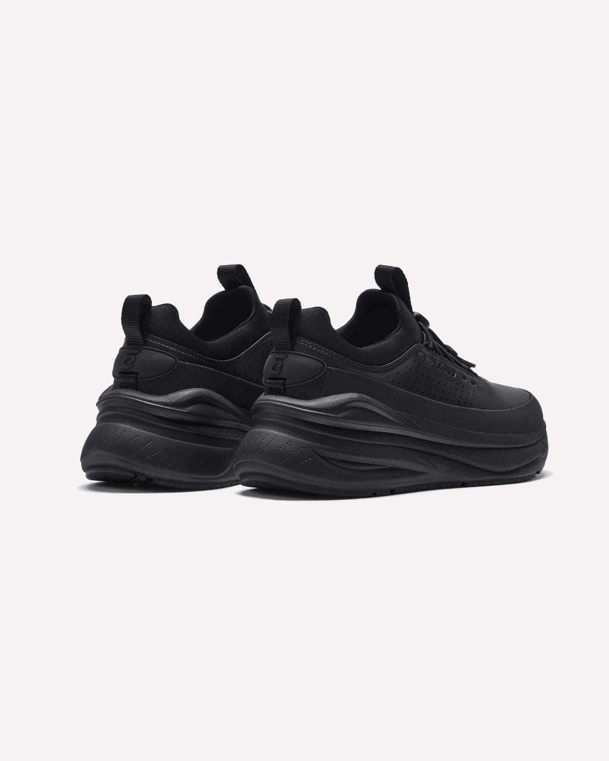 forte-2-all-black-option-3_0c32c78a-8e7f-4abc-970a-1176777a396a