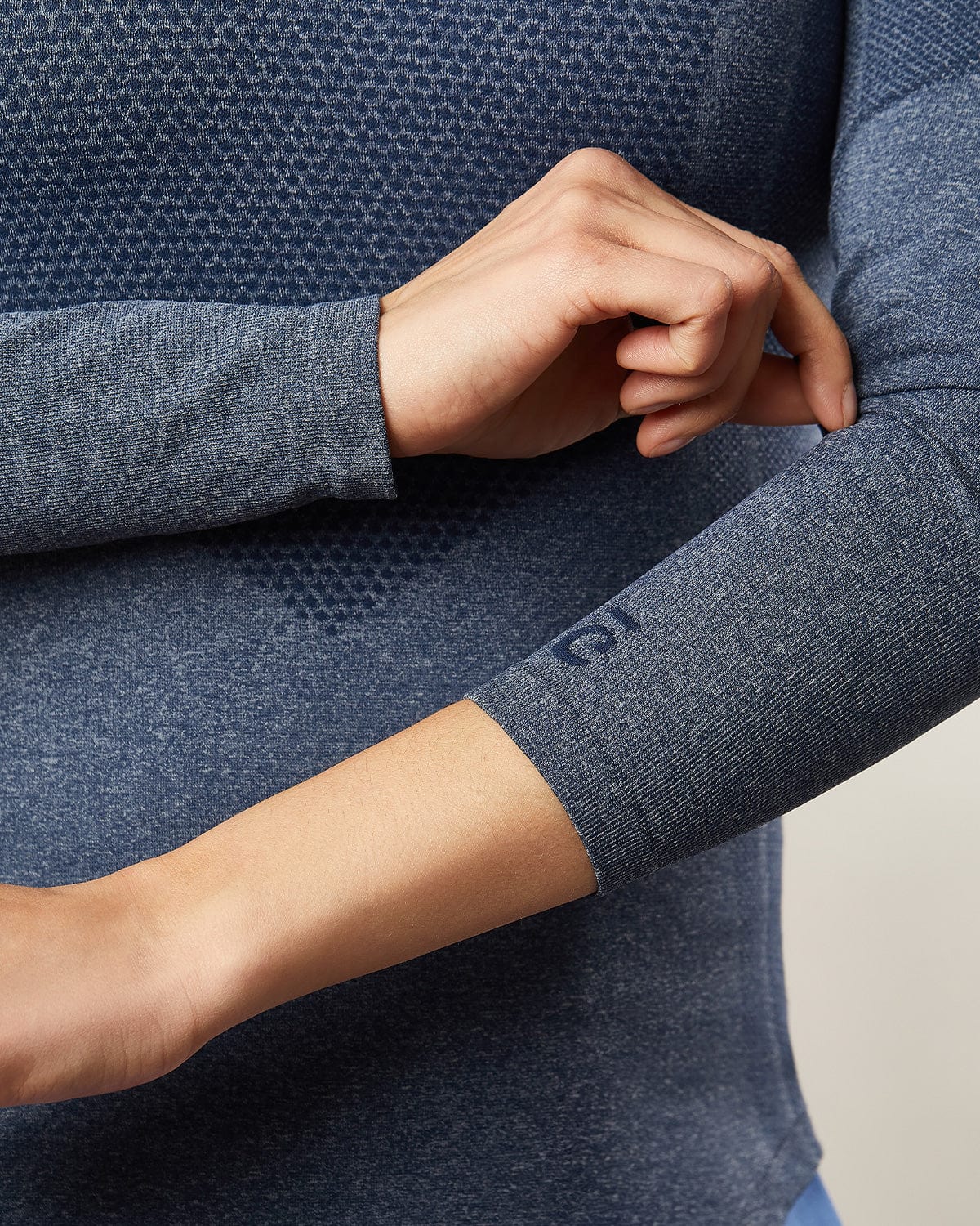 heather-navy-v-neck-underscrub-3