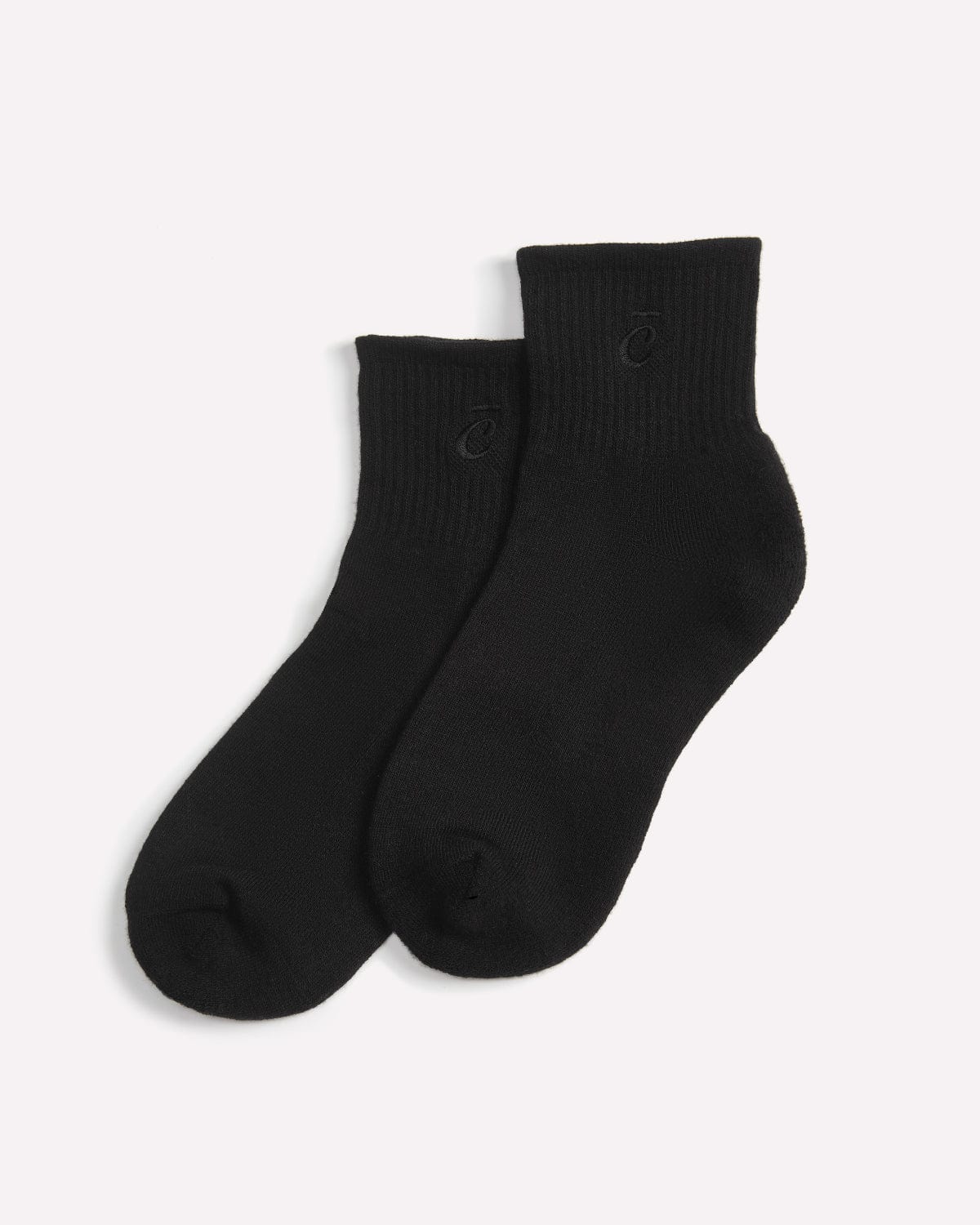 quarter-sock-black-1-desktop