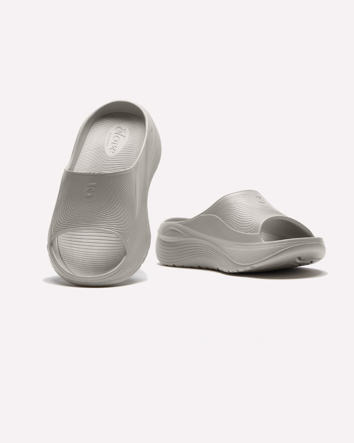 sc-recovery-slide-stone-white-4_c8b92155-b2b8-4694-b247-c3a75ec3ab54