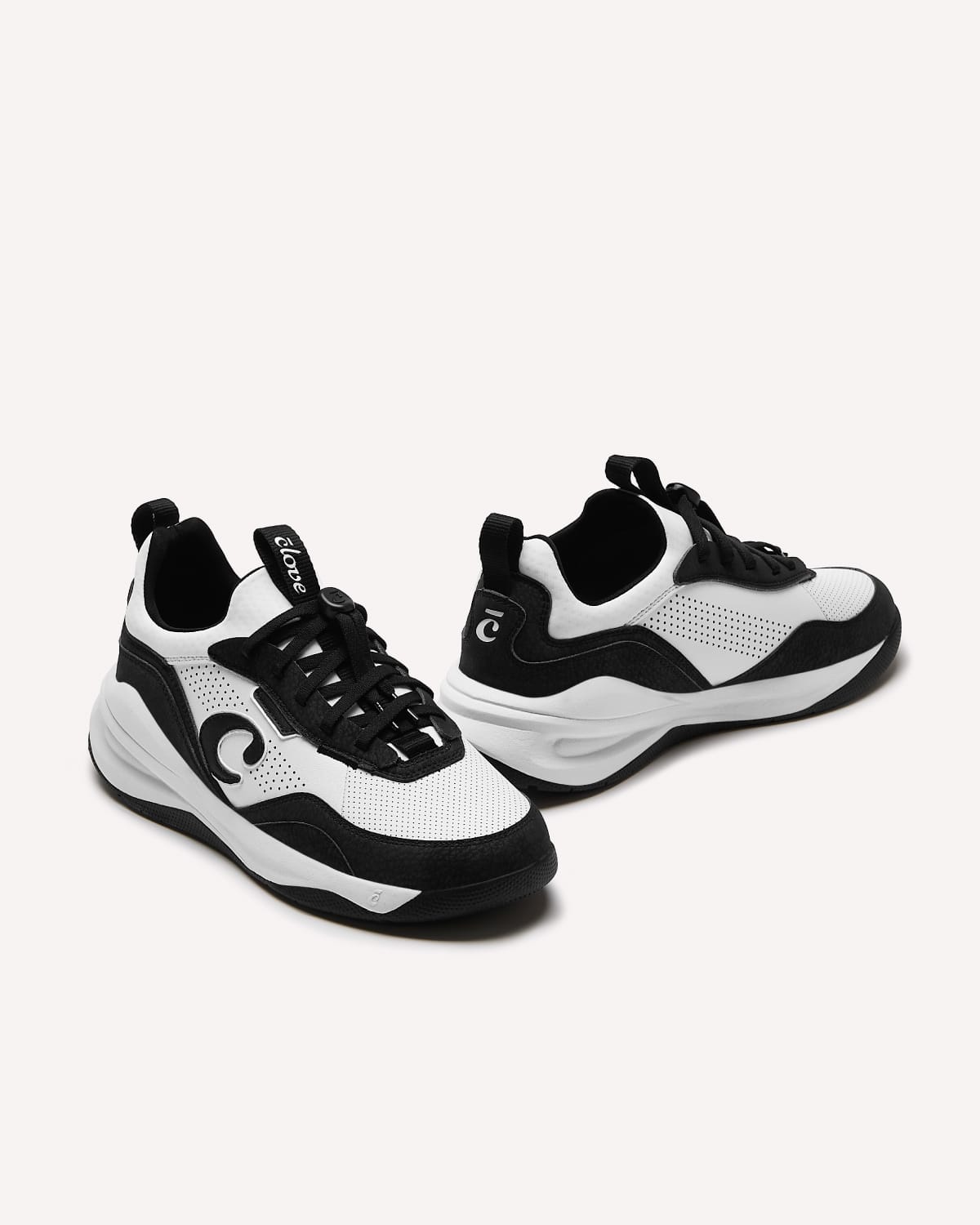 strada-white-black-6