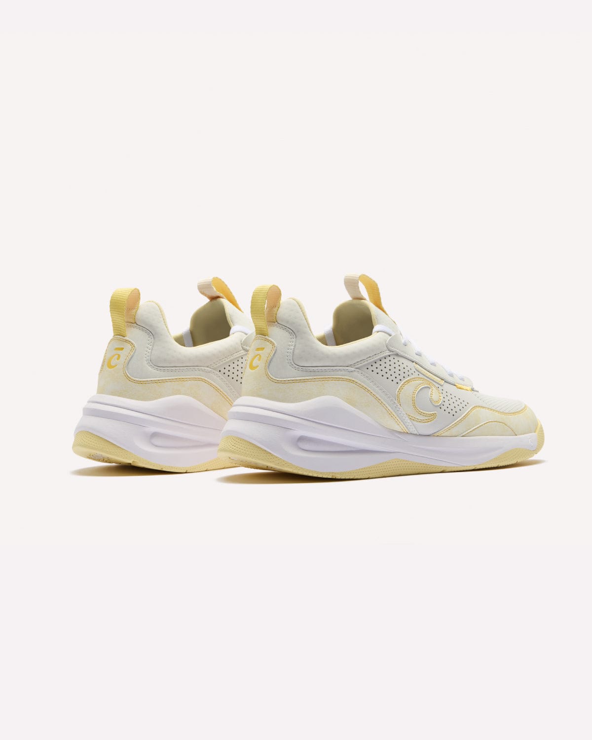 strada-white-brushed-yellow-3