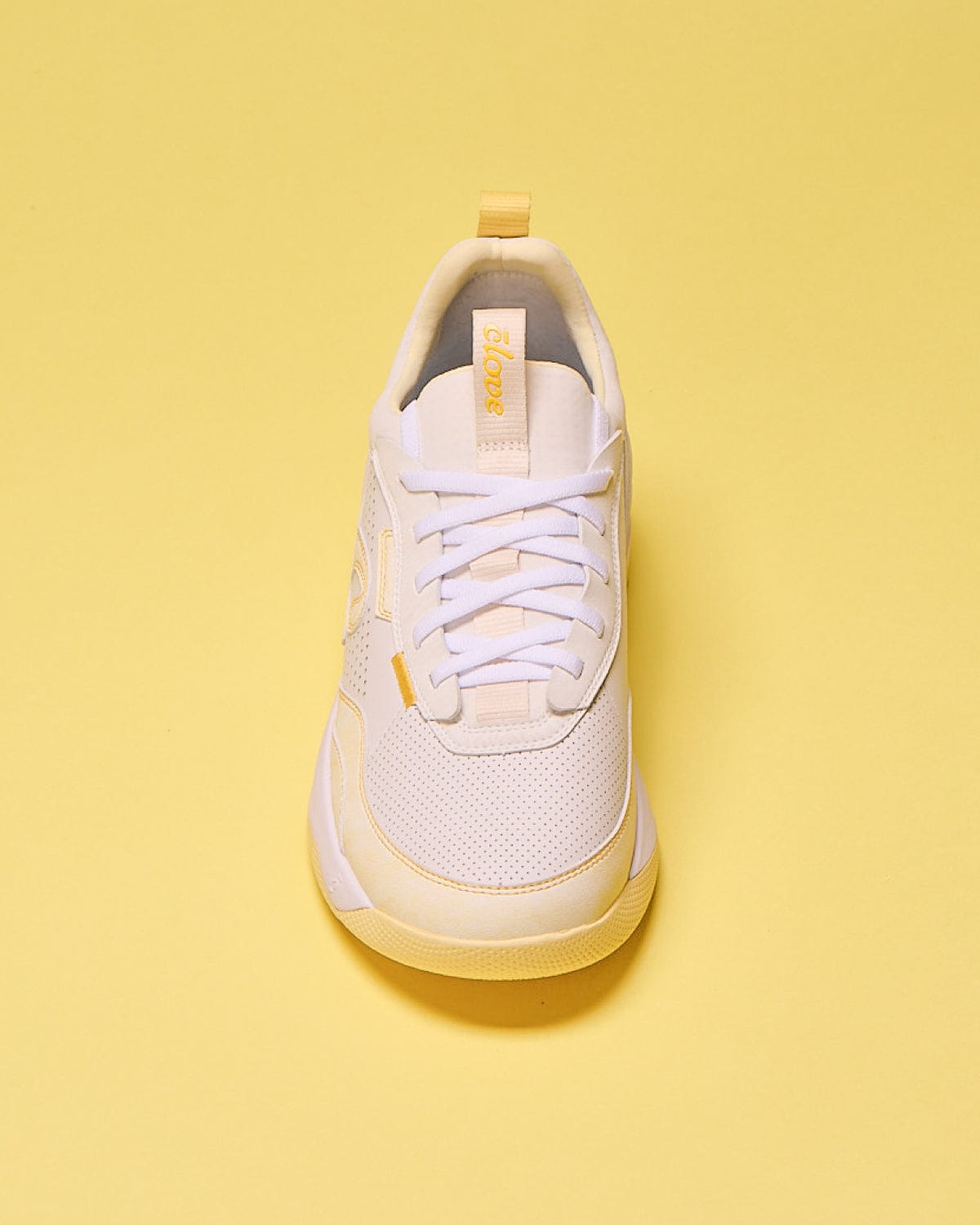 strada-white-brushed-yellow-6_3fbaec14-2724-4a44-8bd6-ca7445d9eafd