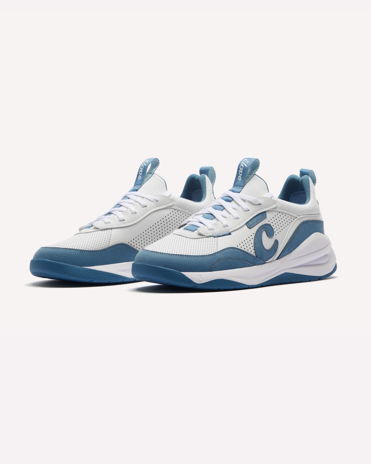 strada-white-ocean-blue-2-1